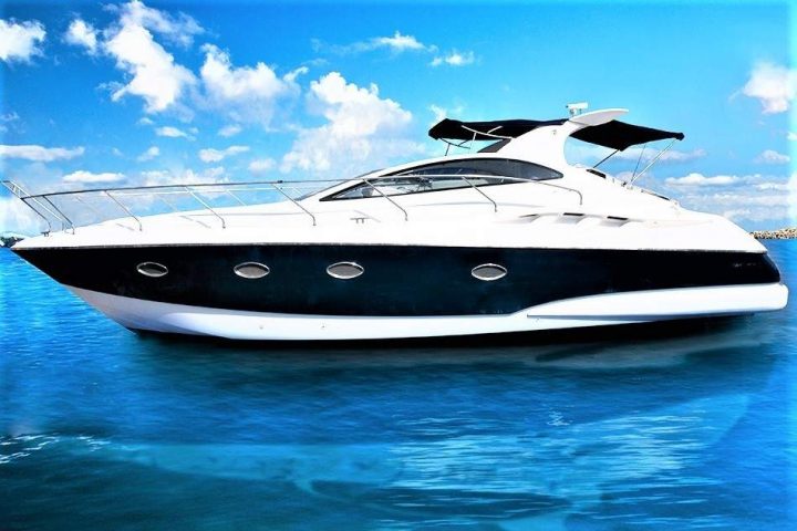 Lyxig motorbåt Charter på Teneriffa Astondoa 40 Open - 441  