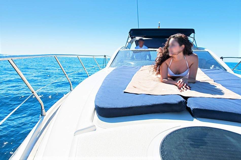 Pampano Luxury Yacht Astondoa 40 Tenerife Boat Charter