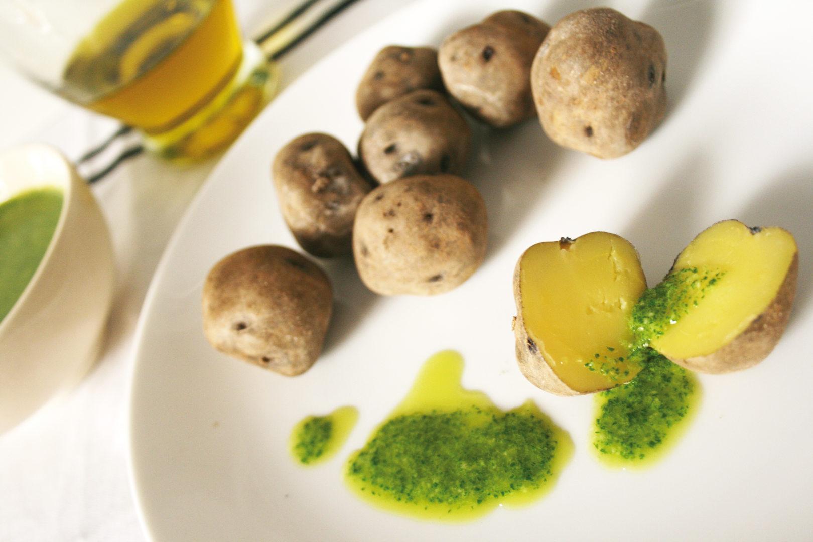 Recipe of Canarian potatoes or wrinkled potatoes from Tenerife