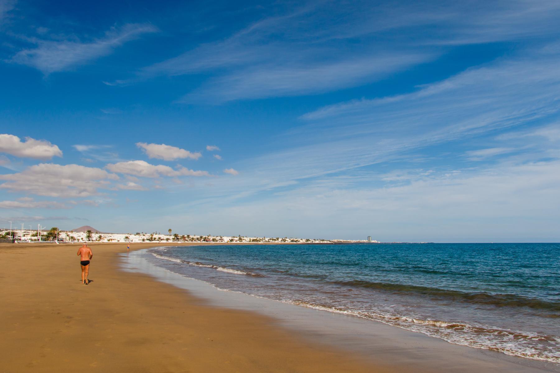 Guacimeta-strand, een ondenkbaar uitzicht vanaf het ontspannende zand