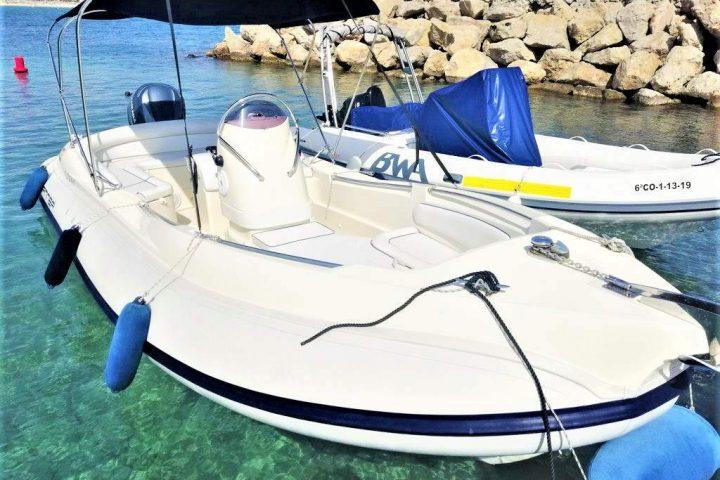 Bareboat jacht charter in Mallorca met Scanner 710 Envy - 13704  