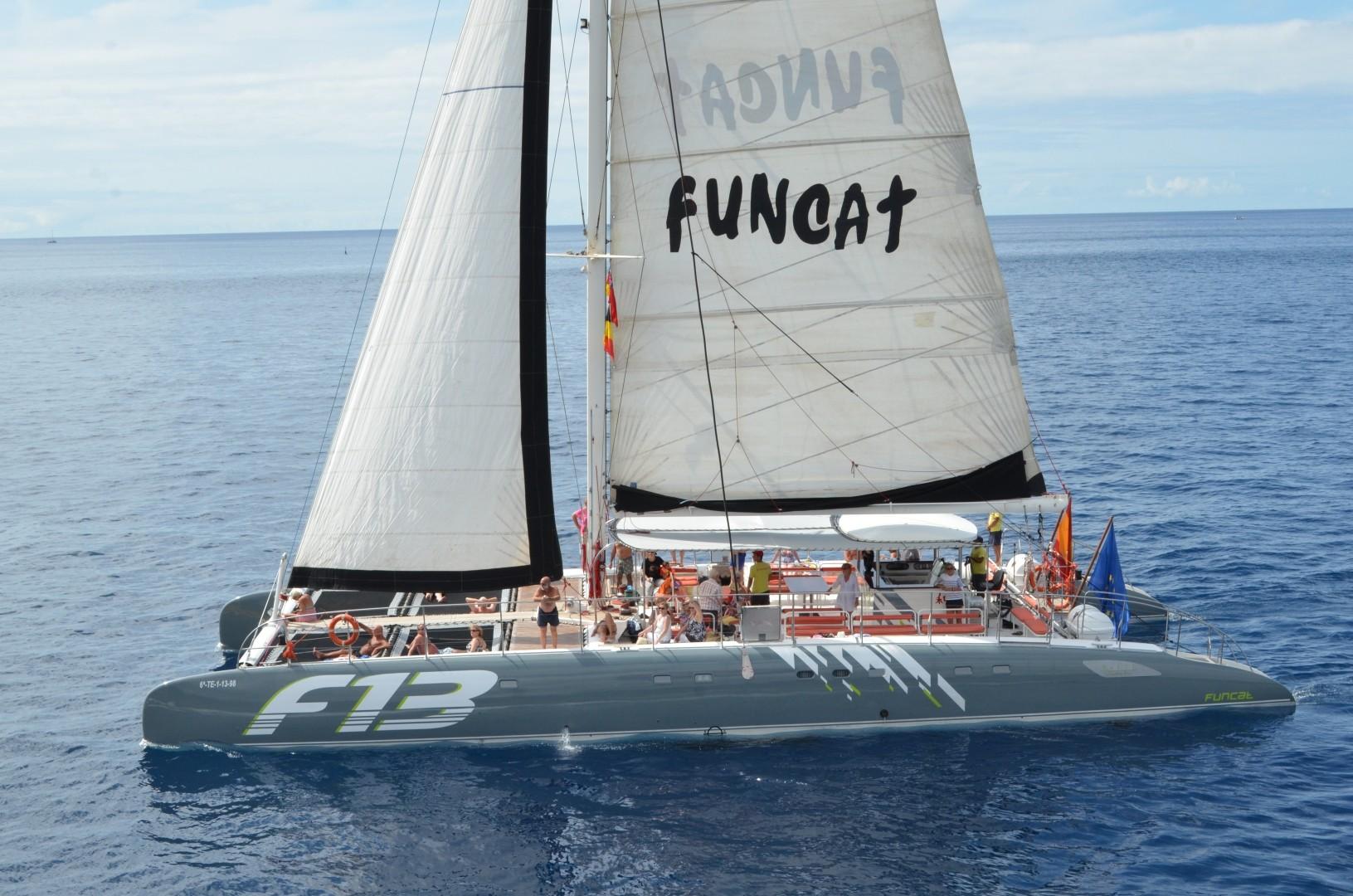 catamaran tour in Tenerife with Freebird
