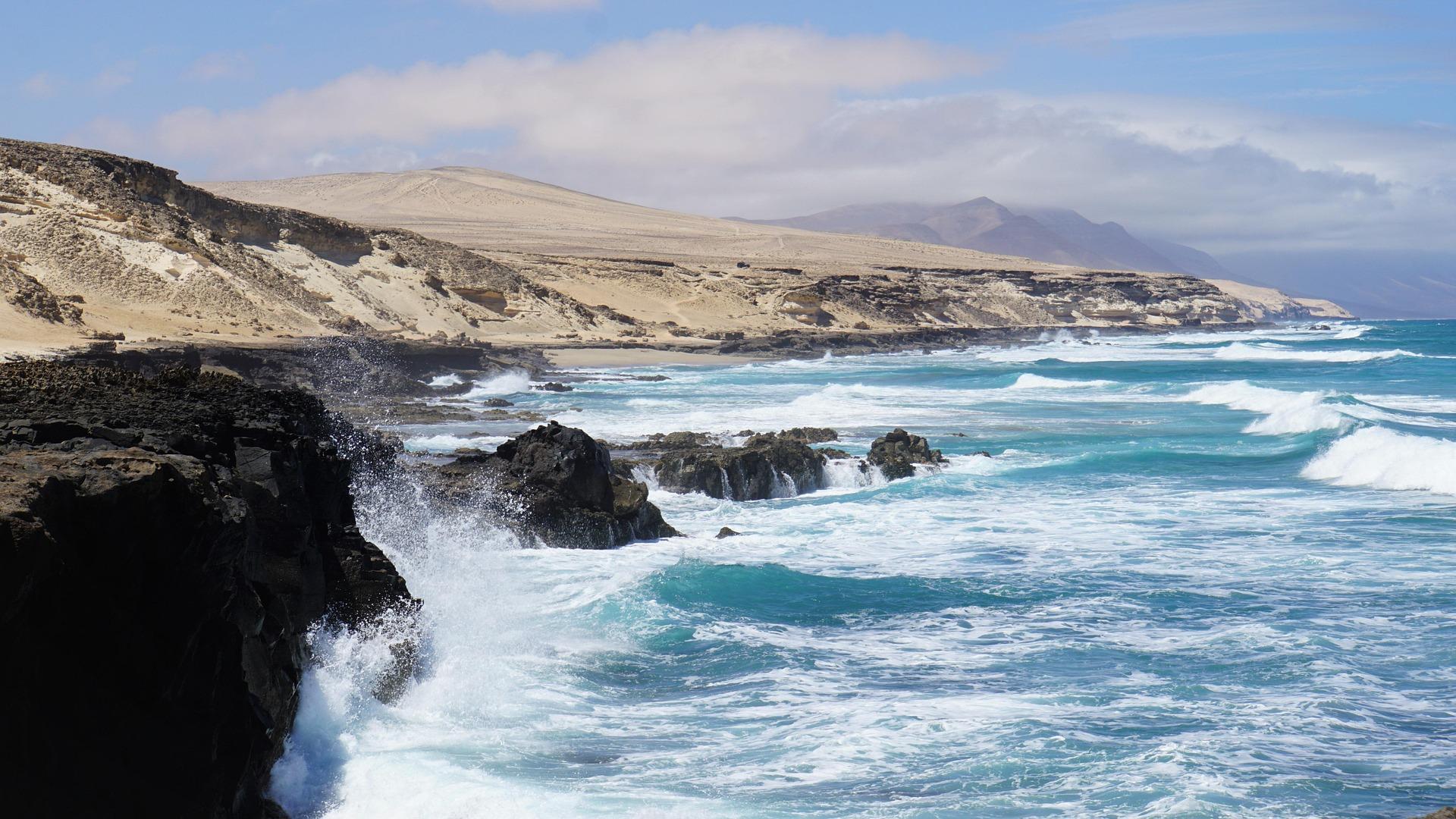 Hur långt är det mellan Kanarieöarna?