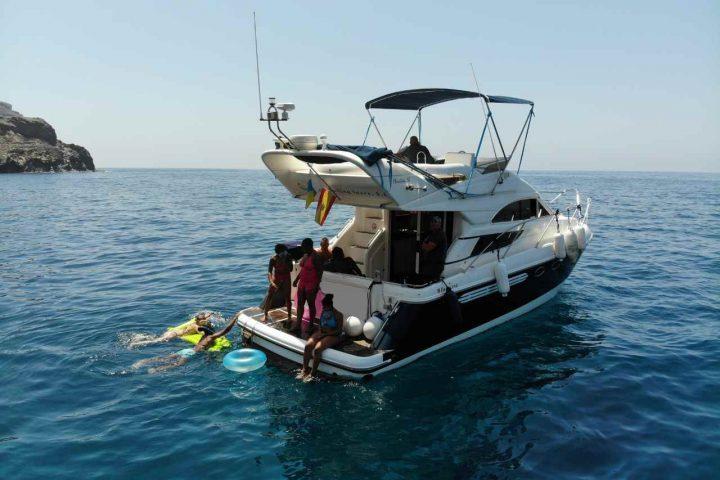 Czarter prywatnej łodzi motorowej na Gran Canarii - 27860  
