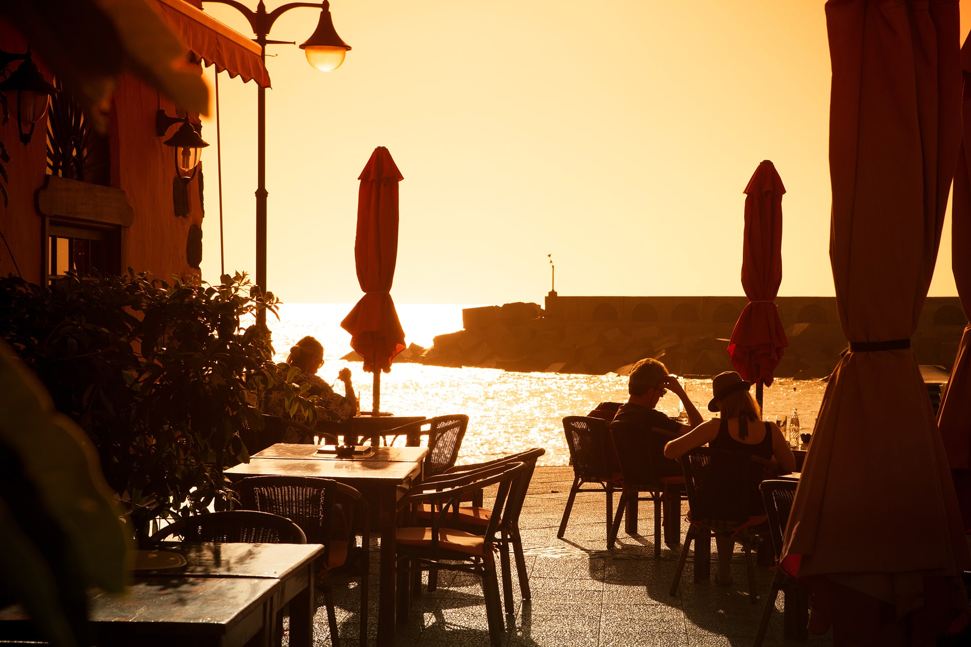 Playa de Tazacorte — The Sunniest Beach on La Palma Playa de Tazacorte — The Sunniest Beach on La Palma