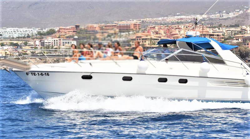 Tenerife motor boat charter Fairline 42 foot