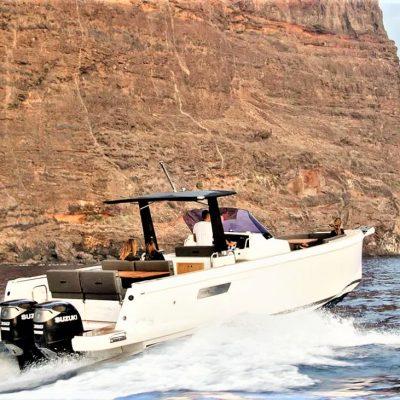 tenerife-white-heaven-motor-boat-charter (4)-min Tenerife Speed Boat Charter, Puerto Colon